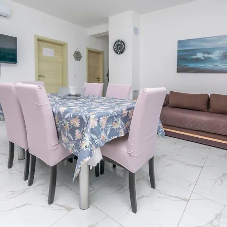 Apartament Osti Rogoznica (Sibenik-Knin)