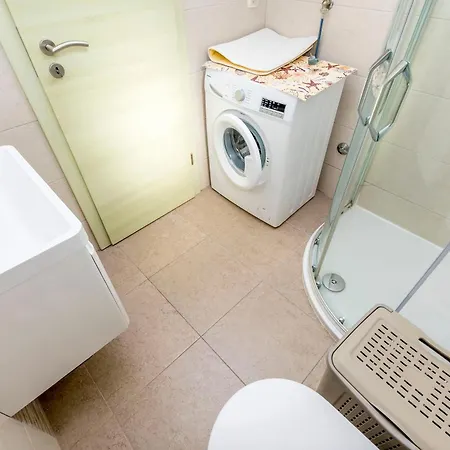 Osti * Rogoznica (Sibenik-Knin)