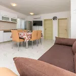 Osti Apartment *