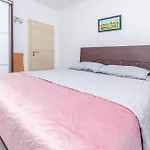 Osti Apartment Rogoznica (Sibenik-Knin)