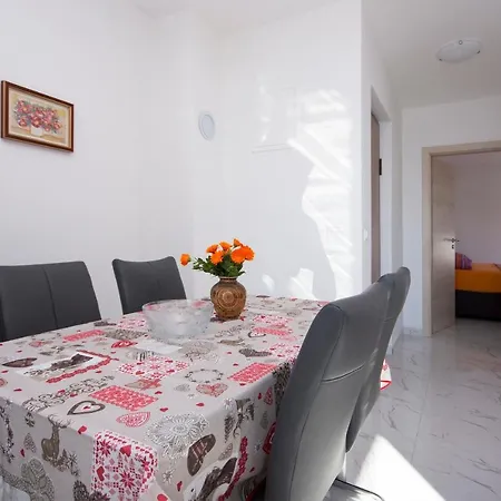 Apartment Osti Rogoznica (Sibenik-Knin)