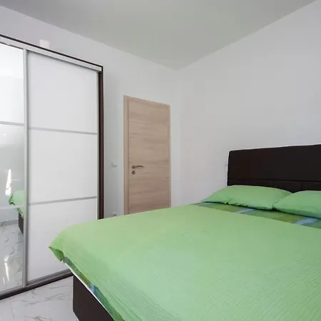 Apartment Osti *