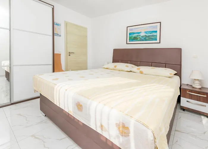 Osti Rogoznica (Sibenik-Knin)